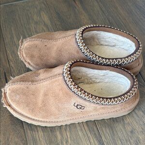 UGG Tan Suede Slippers with Knit Detail